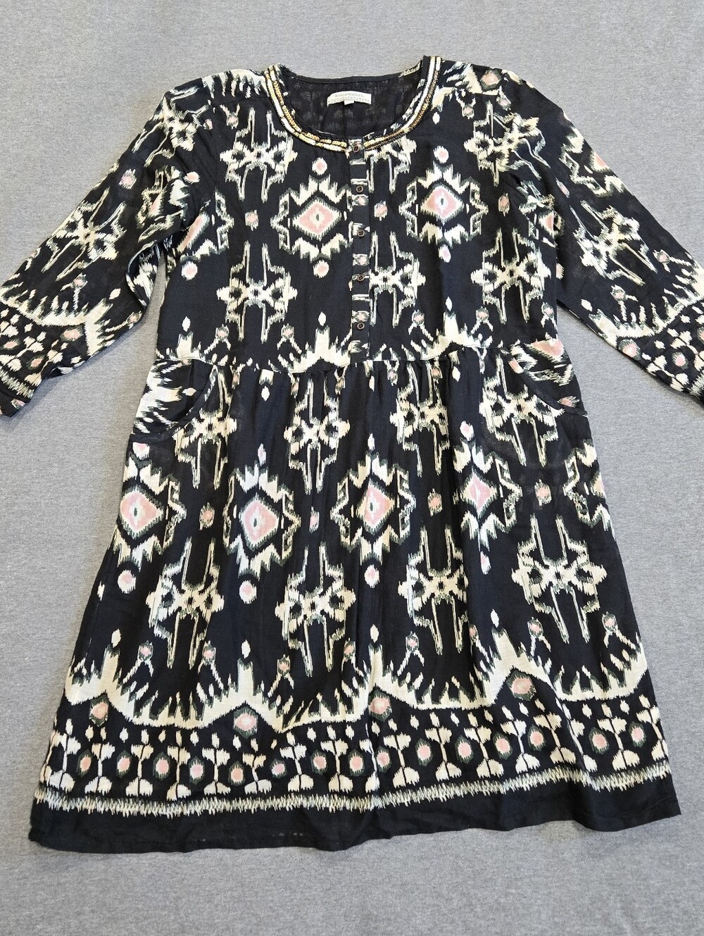 World Market Ikat Print Boho Tunic Black Shirt Dress Women’s Size Small Pockets